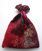 209001 Aszak Balinese tempelstof rood 16x12 cm 800